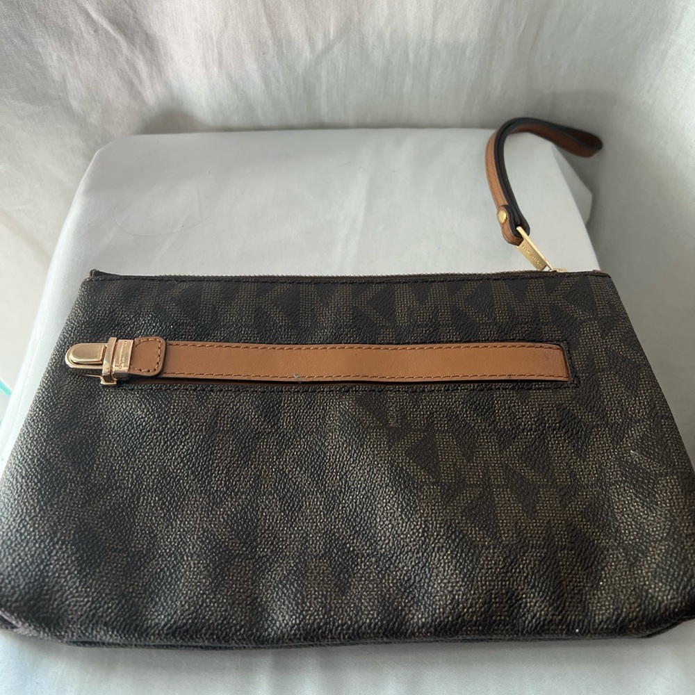 Michael Kors handbag🤍